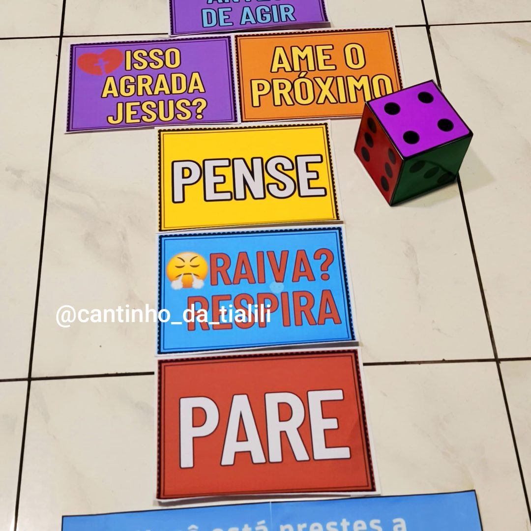 Amarelinha “PARE, PENSE E SIGA JESUS”!